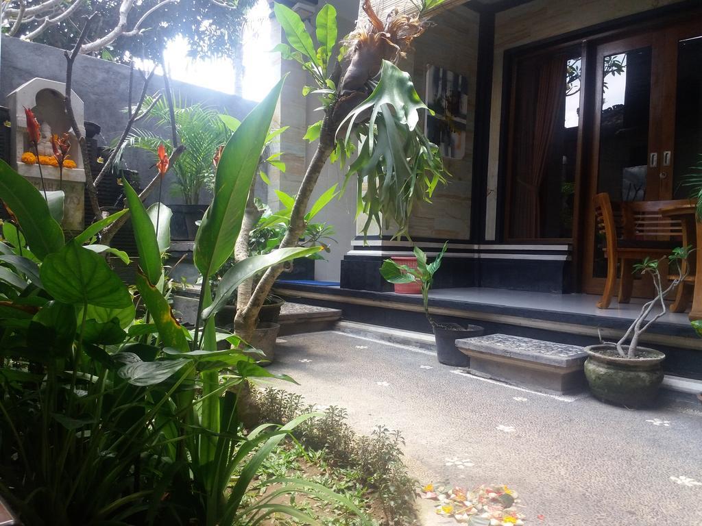 Rumah Ary Homestay & Spa Убуд Екстер'єр фото